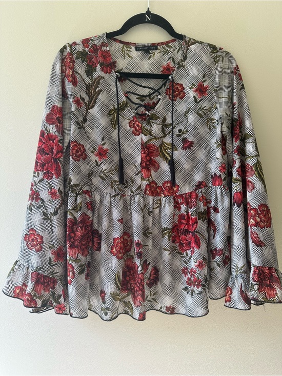 Signature Studio Tops - Signature Studio Red Floral Lace-Up Peasant Blouse